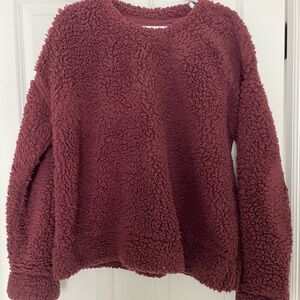 Deep maroon sherpa pullover. Size large